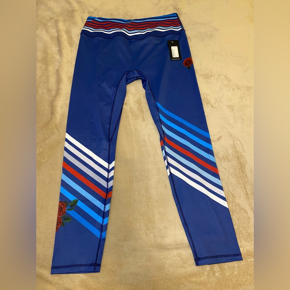 Peloton Pick Up Lines Leggings Size XL Spring 2019 Blue With Stripes And Roses